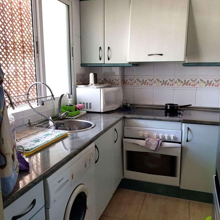 2 bedrooms apartment for rent in Parque de la Paloma, Spain - Image 7