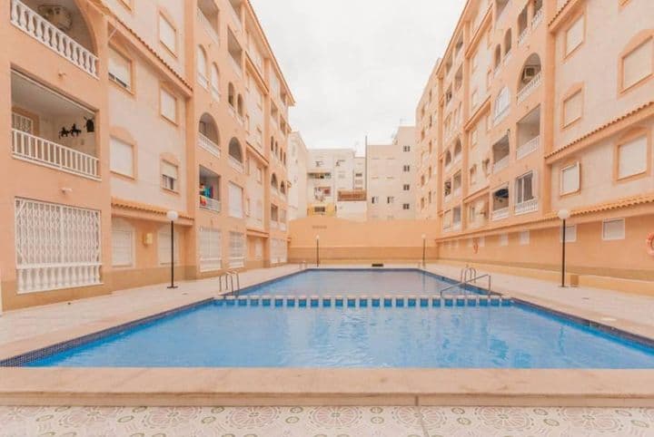 2 bedrooms apartment for rent in Avenida Habaneras - Curva de Palangre, Spain - Image 9