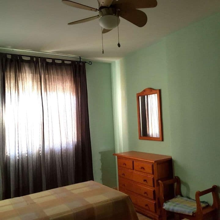 2 bedrooms apartment for rent in Parque de la Paloma, Spain - Image 10