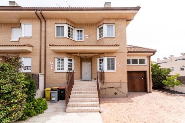 6 bedrooms house for sale in Madrid, Spain - Image 2