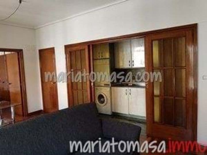 2 bedrooms apartment for rent in Bilbao, Spain - Image 3