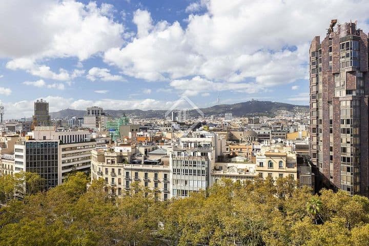 4 bedrooms apartment for rent in Barcelona, Spain - Image 6