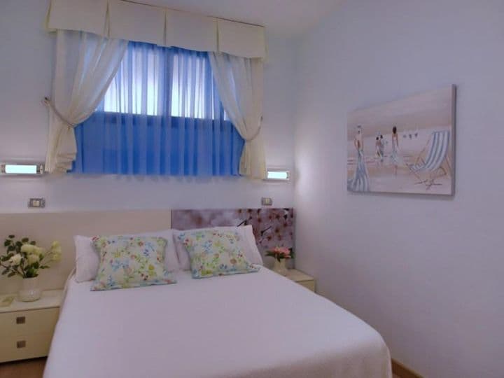 1 bedroom apartment for sale in Mogan, Spain - Image 8