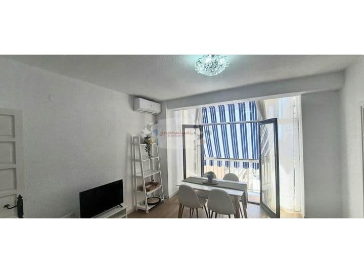 2 bedrooms apartment for rent in Almunecar Centro, Spain - Image 3