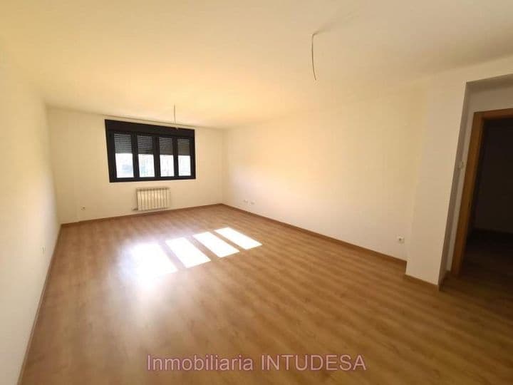 3 bedrooms apartment for sale in Navarre, Spain - Image 2