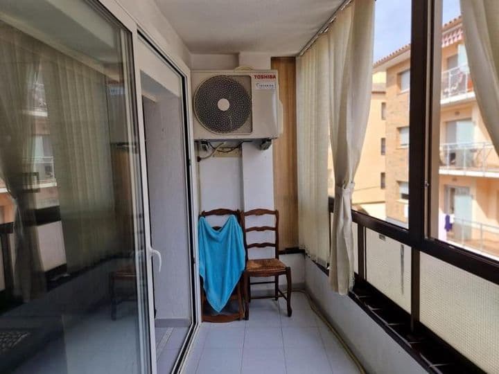 1 bedroom apartment for sale in Centre, Spain - Image 12