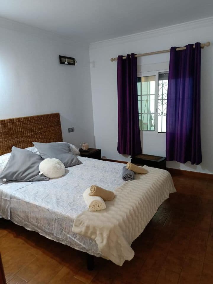 4 bedrooms house for rent in San Pedro de Alcantara, Spain - Image 12