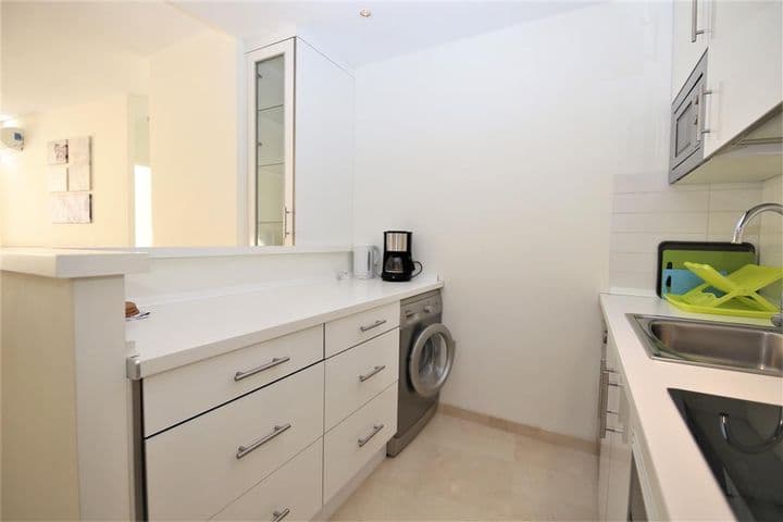 2 bedrooms apartment for sale in Puerto de Estepona, Spain - Image 6