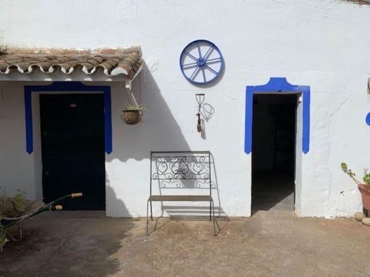 4 bedrooms house for sale in Badajoz, Spain - Image 4