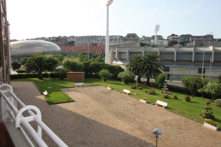 1 bedroom apartment for rent in Santander, Spain - Image 6