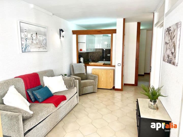 1 bedroom apartment for sale in Salou de Llevant, Spain - Image 9