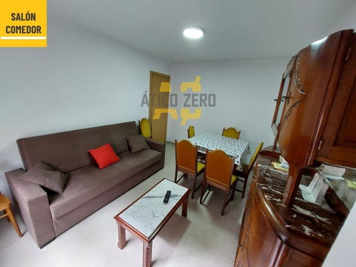 3 bedrooms apartment for rent in Vigo, Spain - Image 12