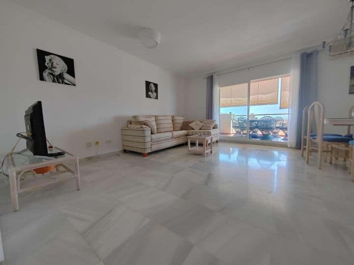 3 bedrooms apartment for rent in Zona Centro Comercial Torrequebrada, Spain - Image 5