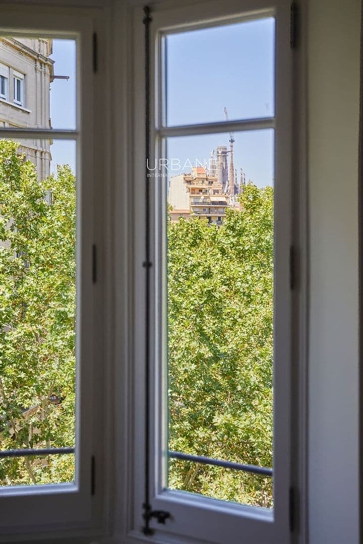 3 bedrooms apartment for sale in Barcelona, Spain - Image 9