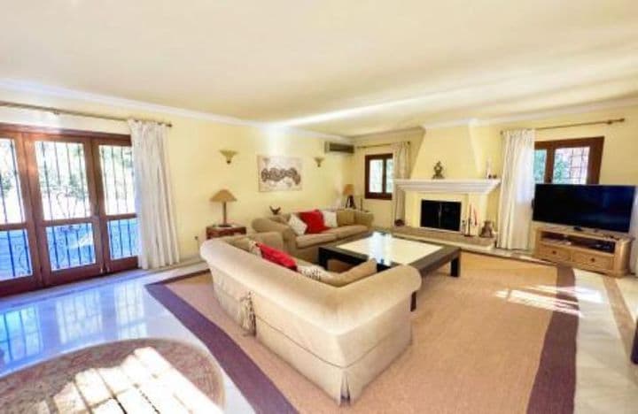 6 bedrooms house for sale in Benahavis, Spain - Image 3