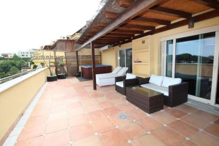 3 bedrooms apartment for rent in Marbella, Spain - Image 2