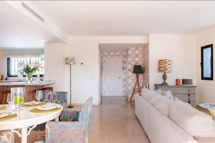 3 bedrooms apartment for rent in Marbella, Spain - Image 4