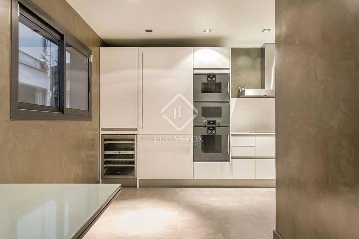 4 bedrooms apartment for sale in Barcelona, Spain - Image 11