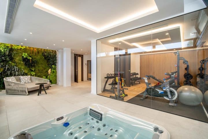 4 bedrooms house for sale in Marbella, Spain - Image 10