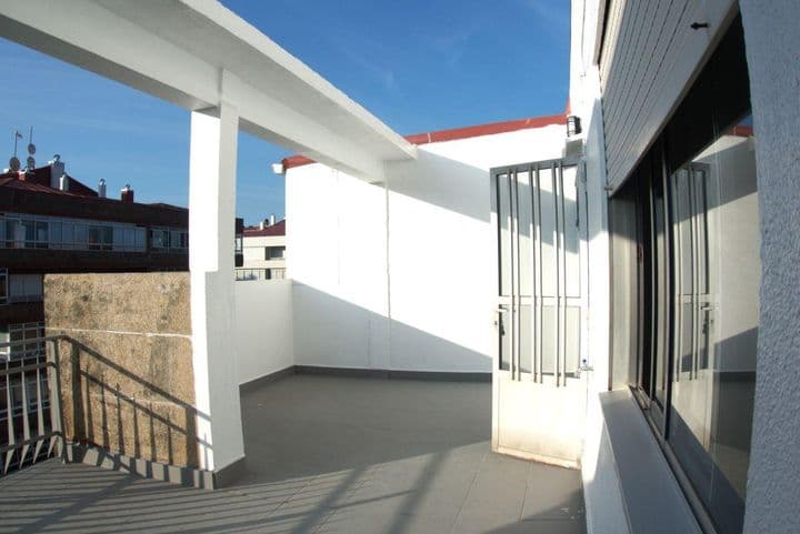 2 bedrooms house for rent in Vigo, Spain - Image 2