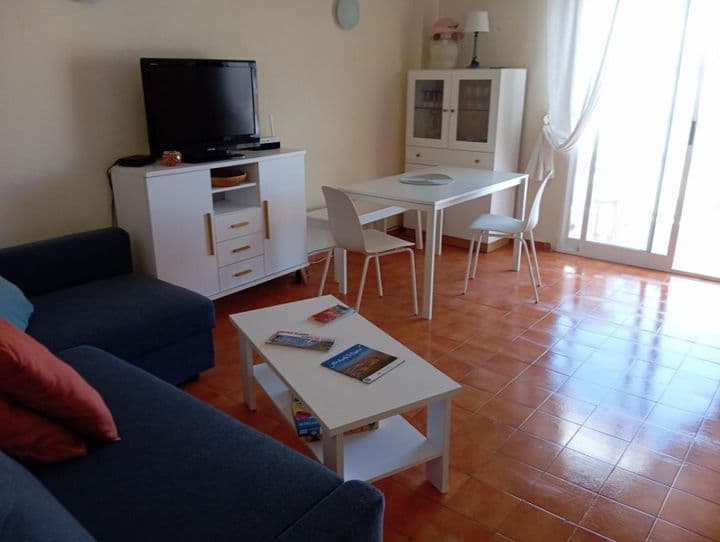 2 bedrooms apartment for sale in Playa de los Locos, Spain - Image 4