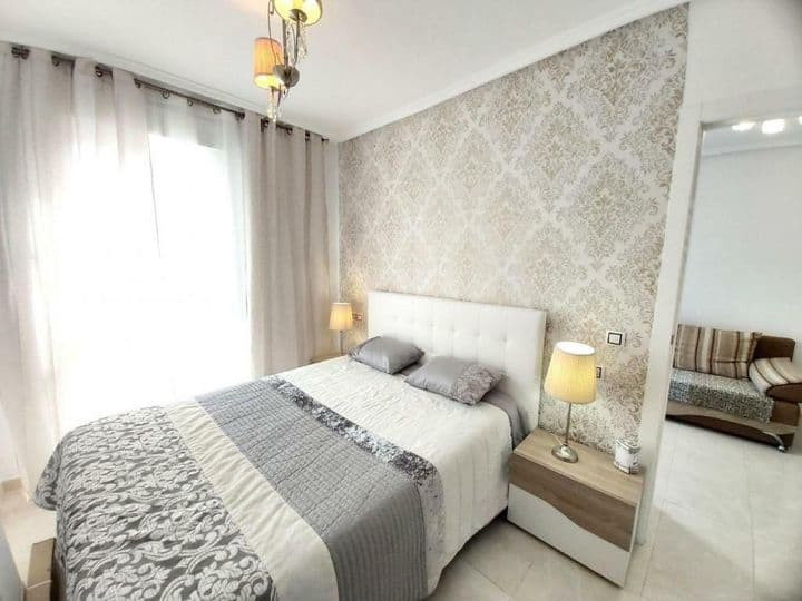 2 bedrooms apartment for sale in Centro, Spain - Image 12