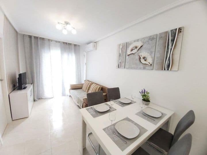 2 bedrooms apartment for sale in Centro, Spain - Image 6