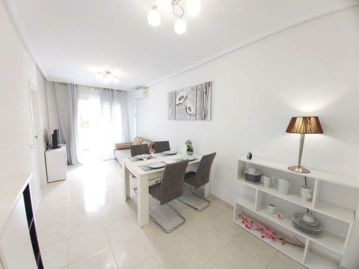 2 bedrooms apartment for sale in Centro, Spain - Image 3