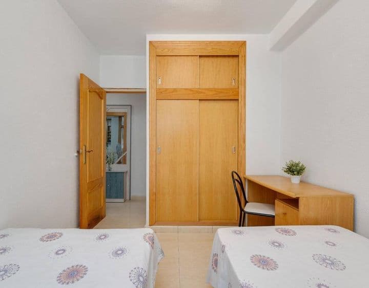 3 bedrooms apartment for sale in Playa de los Locos, Spain - Image 12