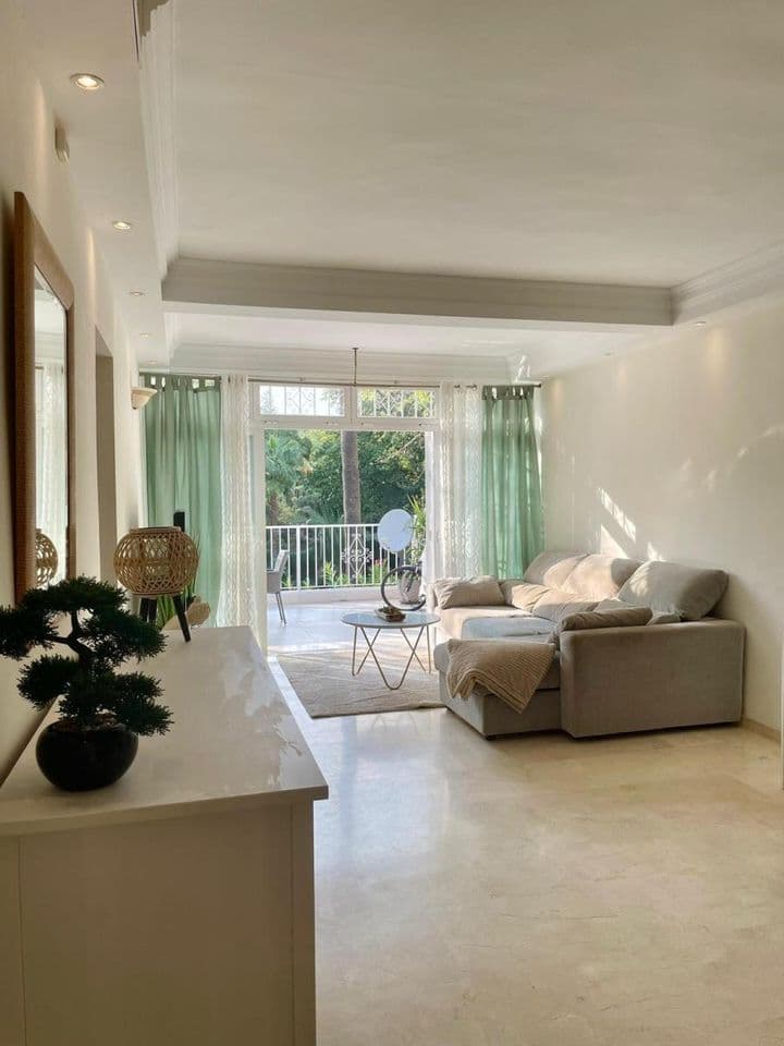 2 bedrooms apartment for rent in Marbella, Spain - Image 3