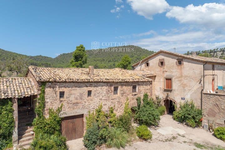 House for sale in Bages, Spain - Image 4