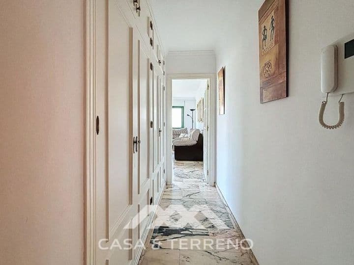 2 bedrooms apartment for rent in Centro, Spain - Image 6