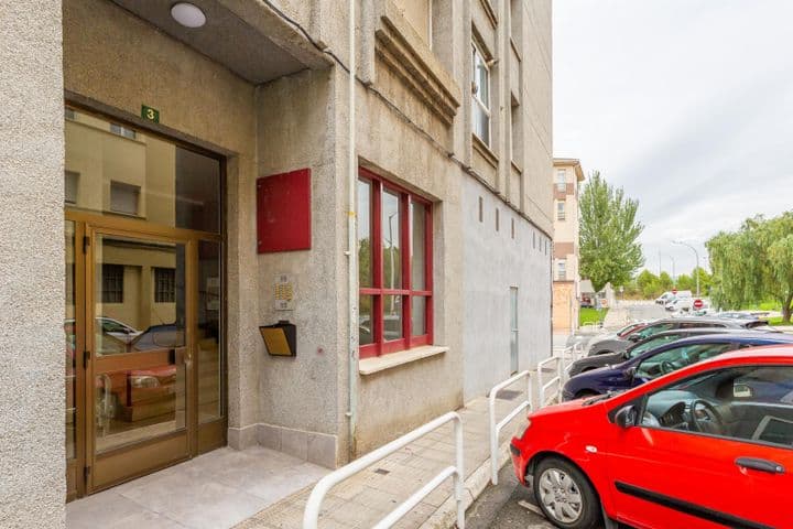 4 bedrooms apartment for sale in Cuenca de Pamplona, Spain - Image 4