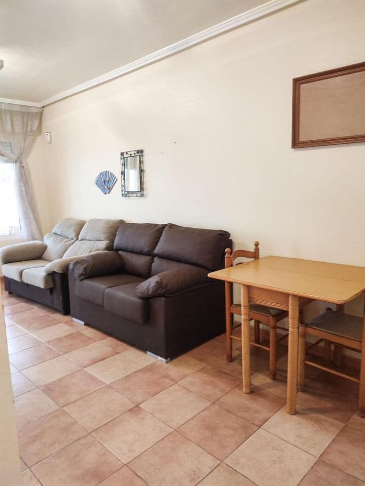 2 bedrooms house for rent in Torrevieja, Spain - Image 5