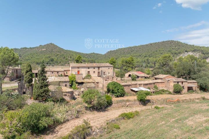 House for sale in Bages, Spain - Image 5