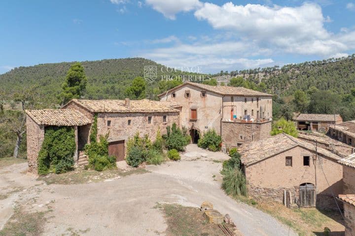 House for sale in Bages, Spain - Image 3