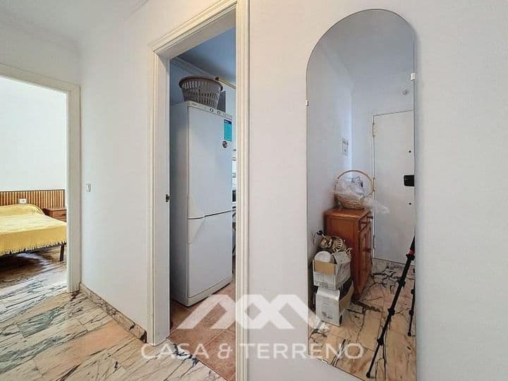 2 bedrooms apartment for rent in Centro, Spain - Image 10