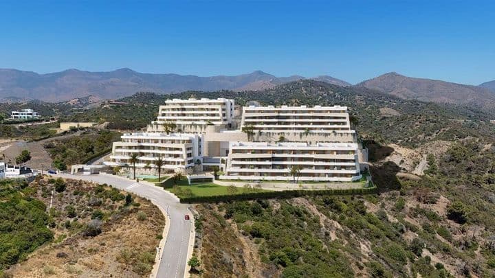 3 bedrooms apartment for sale in Estepona, Spain - Image 5