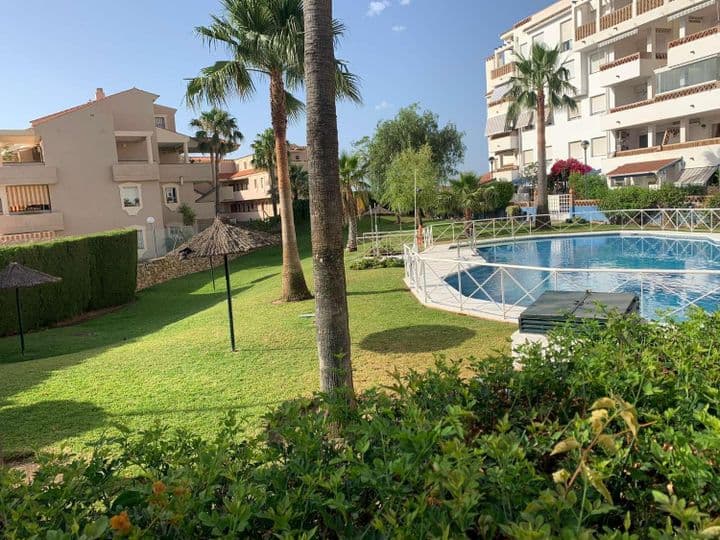 2 bedrooms apartment for rent in Parque de la Paloma, Spain - Image 2