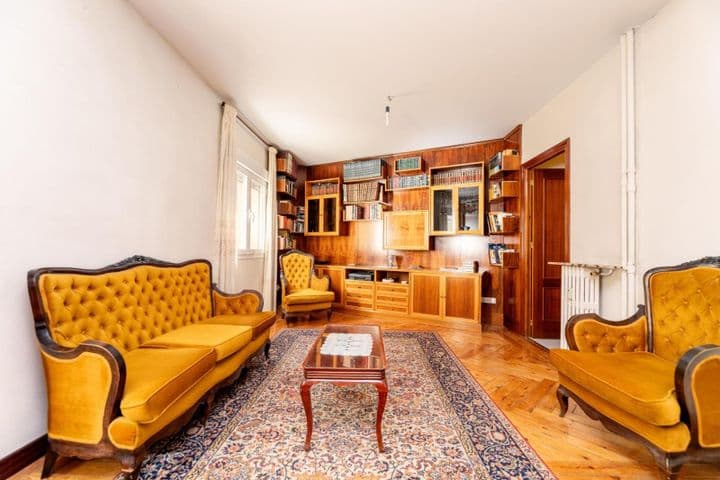 2 bedrooms apartment for sale in Chamberi, Spain - Image 11