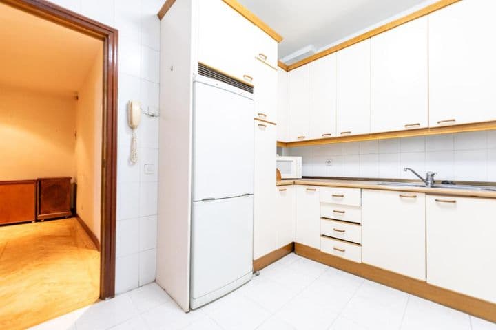 2 bedrooms apartment for sale in Chamberi, Spain - Image 8