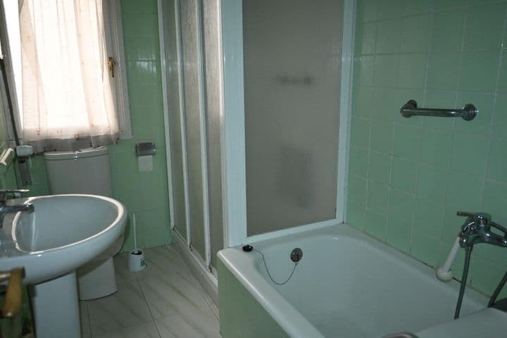 3 bedrooms apartment for sale in Santander, Spain - Image 7