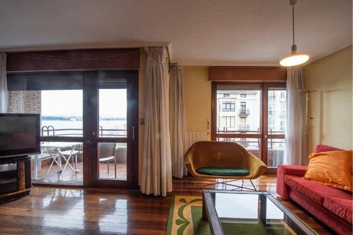 4 bedrooms apartment for sale in Santander, Spain - Image 5