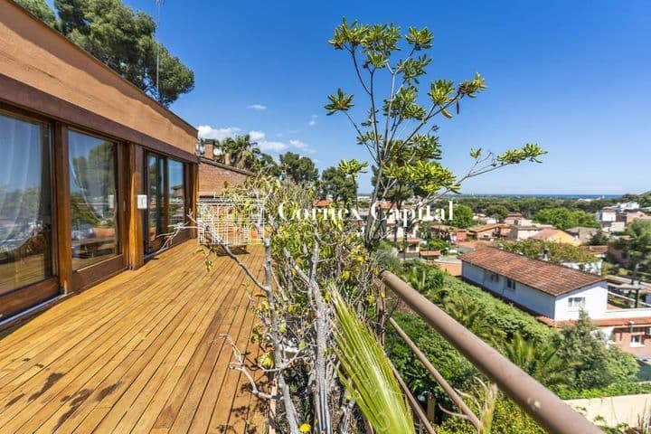 5 bedrooms house for sale in Castelldefels, Spain