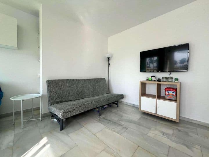 1 bedroom apartment for rent in Salobrena, Spain - Image 11