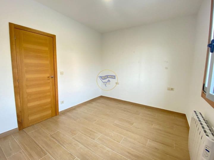 2 bedrooms apartment for rent in Vigo, Spain - Image 6