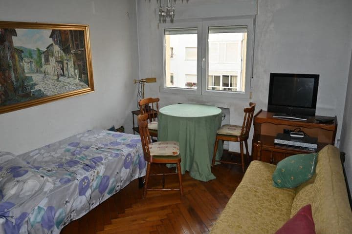 3 bedrooms apartment for sale in Santander, Spain - Image 5