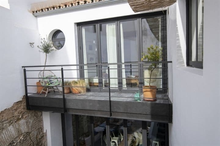 3 bedrooms house for sale in Estepona, Spain - Image 2