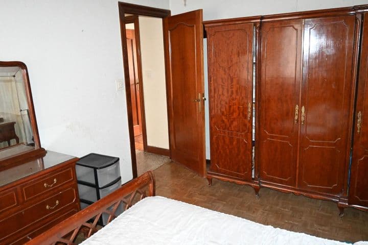 3 bedrooms apartment for sale in Santander, Spain - Image 4