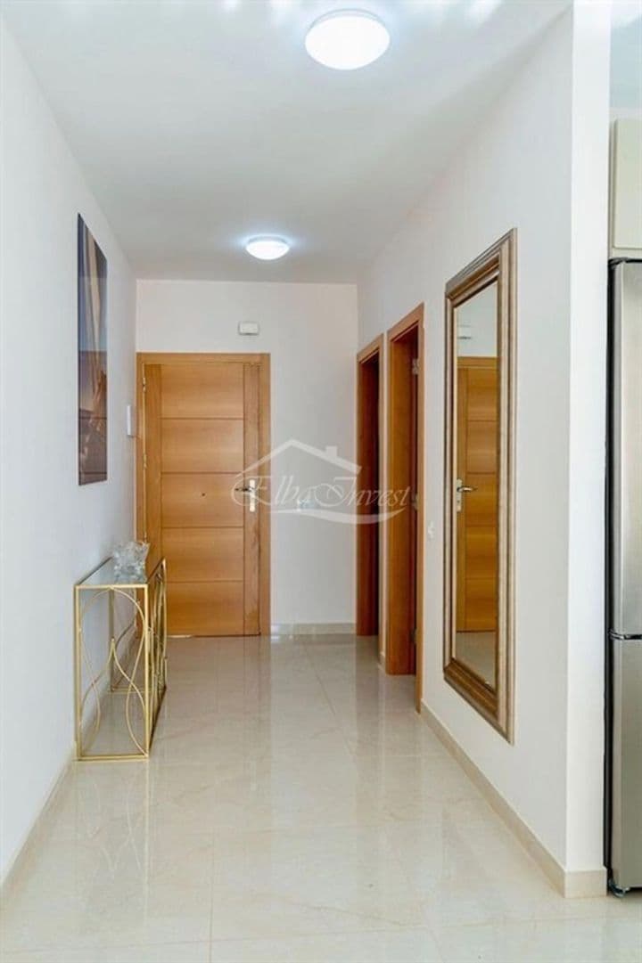 1 bedroom apartment for sale in Callao Salvaje, Spain - Image 12